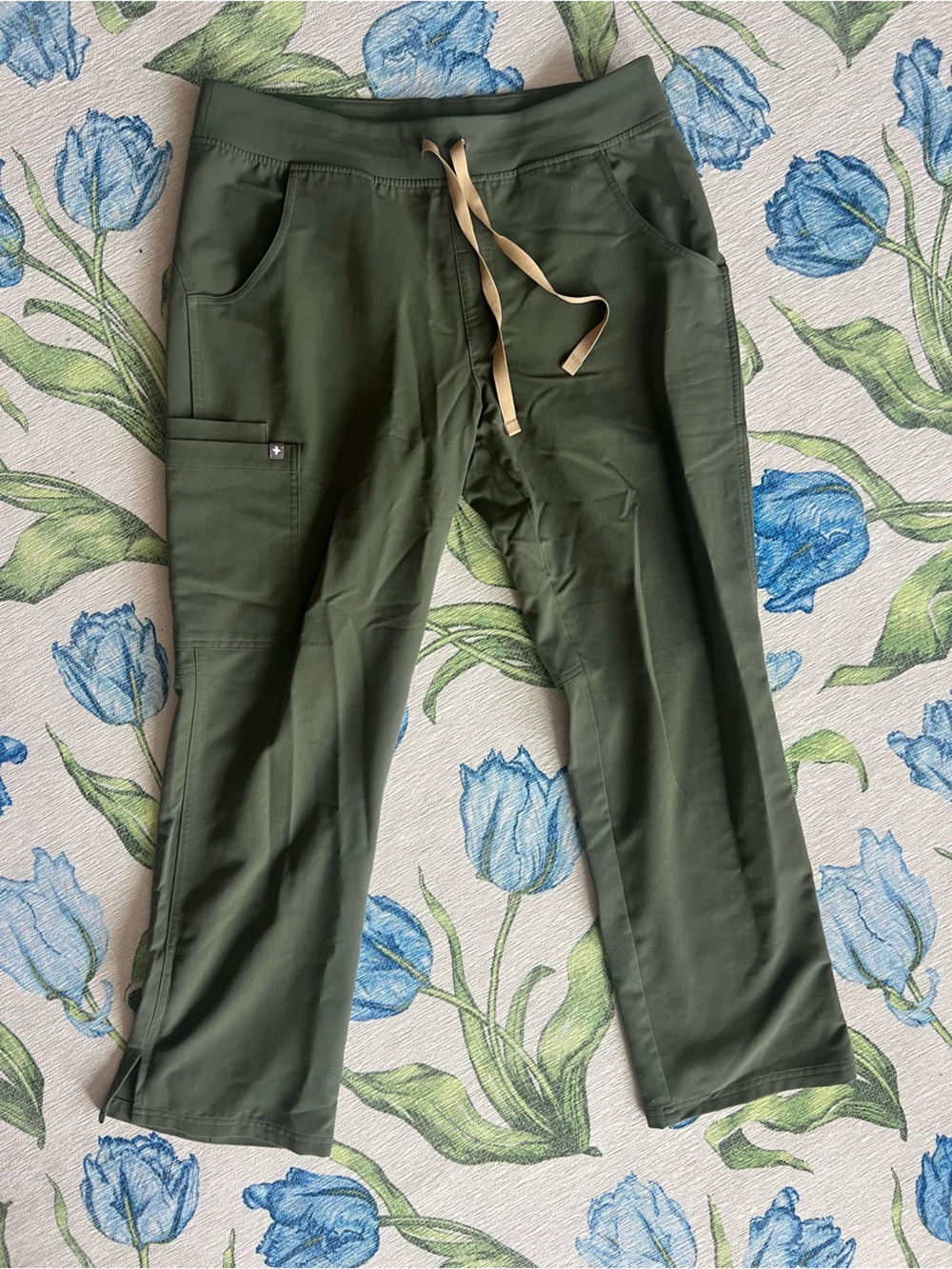 Figs Moss Scrub Set - Picture 4 of 5